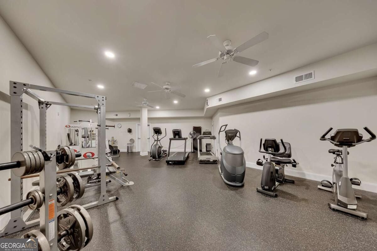 11 Perimeter CTR E 1112