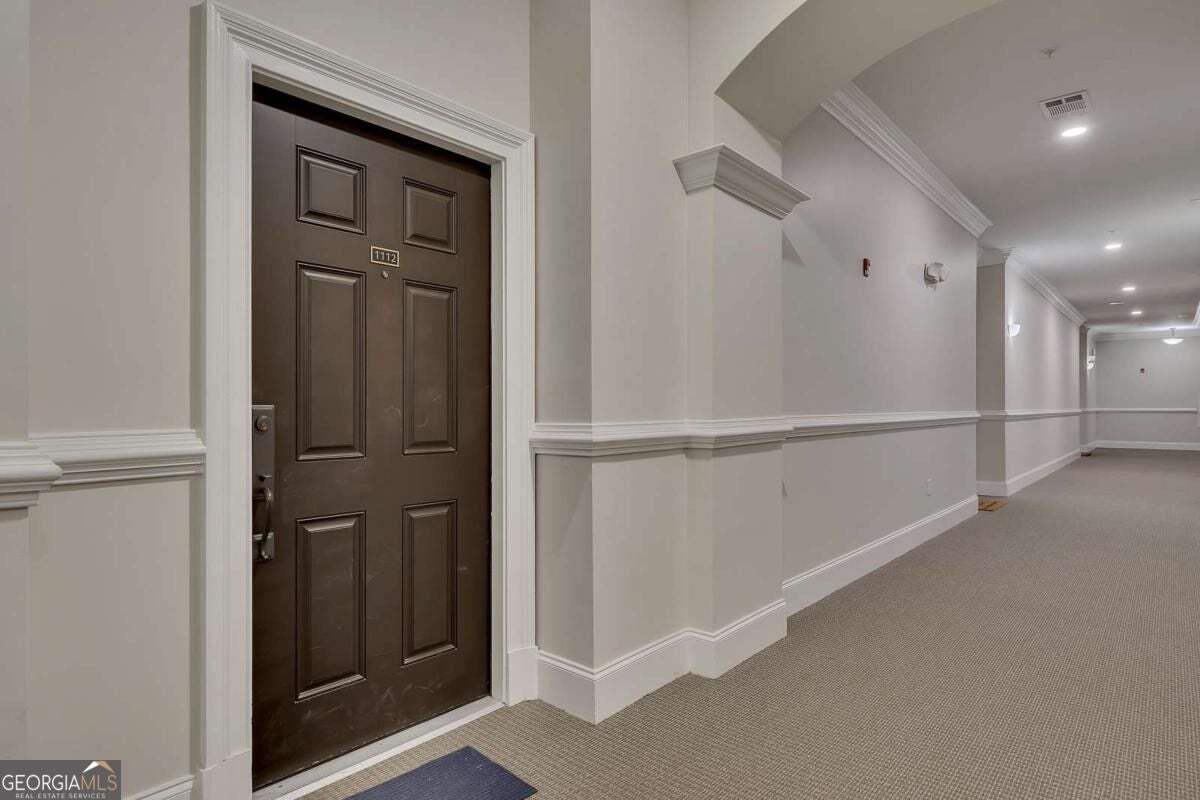 11 Perimeter CTR E 1112