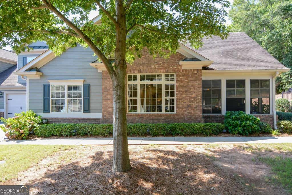 Photo of 4715 Flycatcher Drive, Alpharetta, GA 30004 (MLS # 10828003)