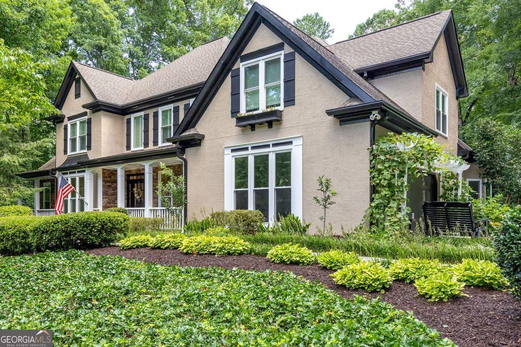 Photo of 5363 Thornapple Lane NW, Acworth, GA 30101 (MLS # 10805429)