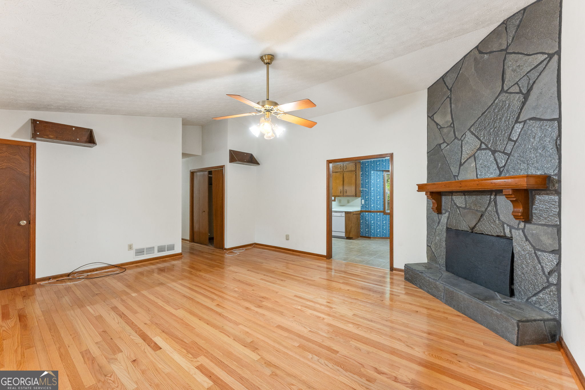 2750 Old Ivy CT