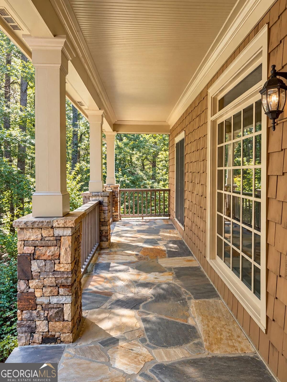 172 Cherokee DR