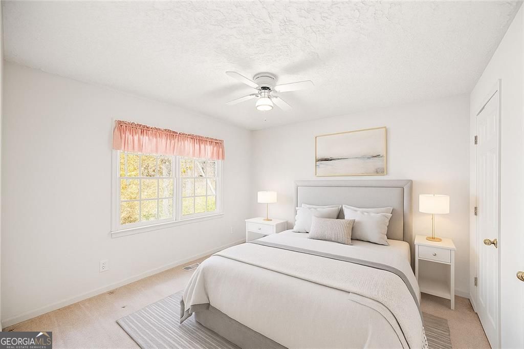 Laurel Lake - Residential