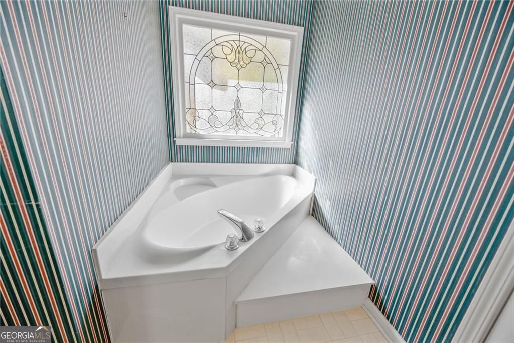 Laurel Lake - Residential