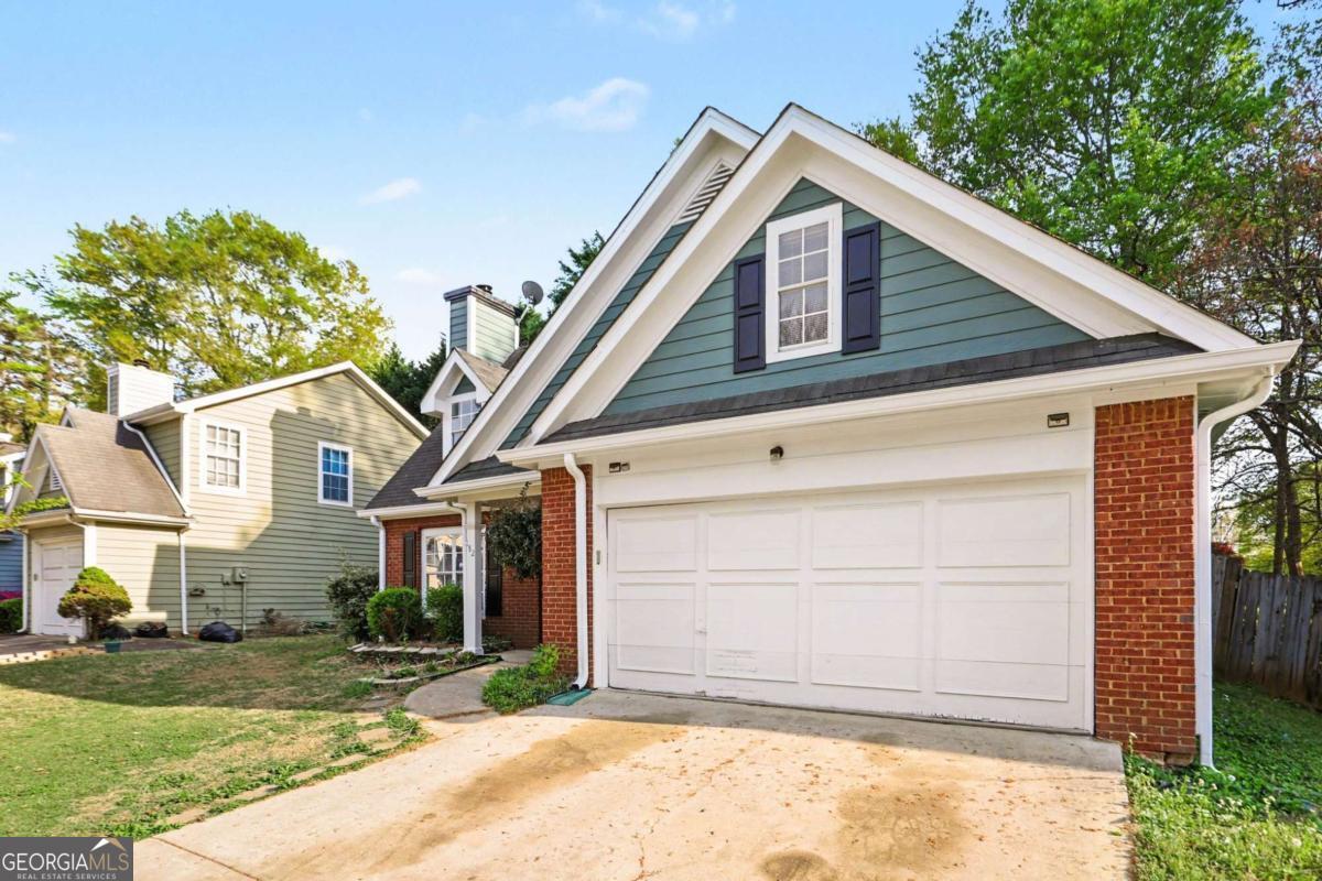 182 Summer Lake DR SW