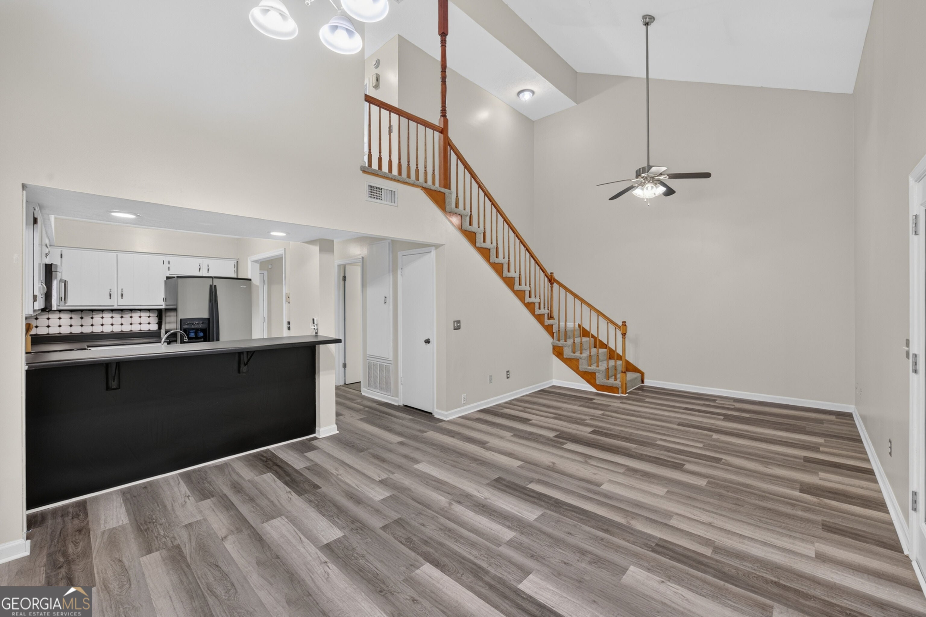 6350 Olde Towne DR