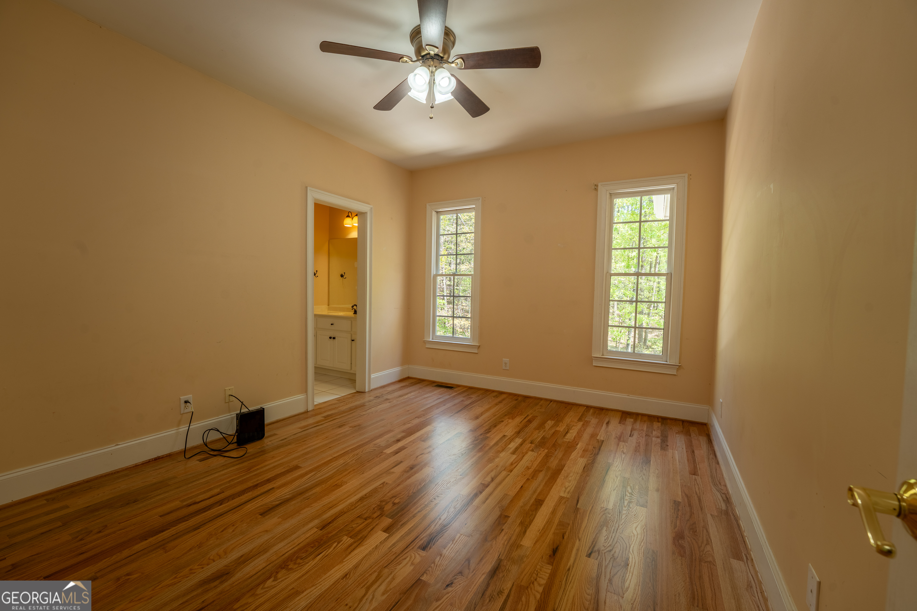 Clarkesville, Georgia 30523, United States, 5 Bedrooms Bedrooms, ,5 BathroomsBathrooms,Residential,Active,109158