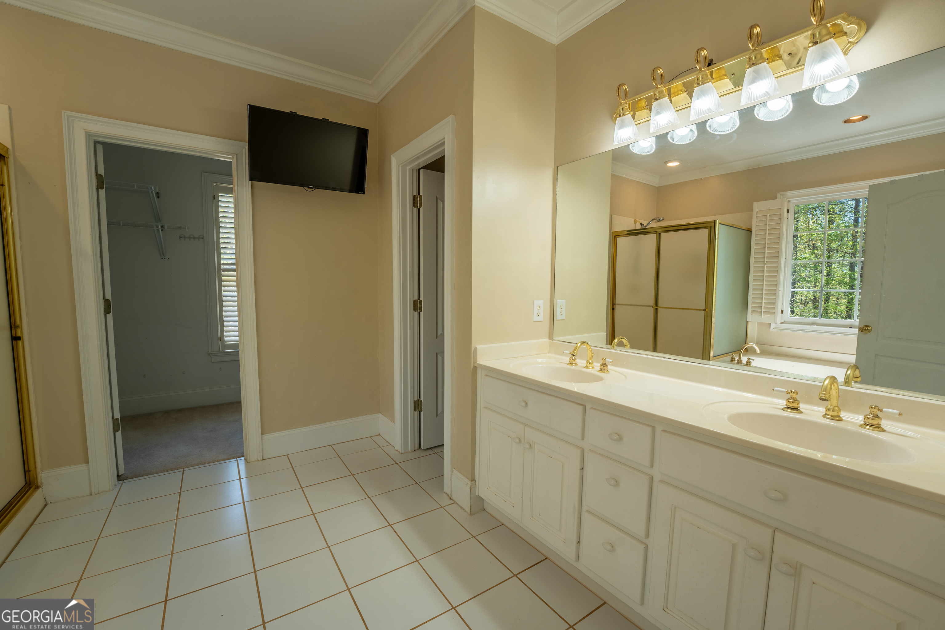 Clarkesville, Georgia 30523, United States, 5 Bedrooms Bedrooms, ,5 BathroomsBathrooms,Residential,Active,109158