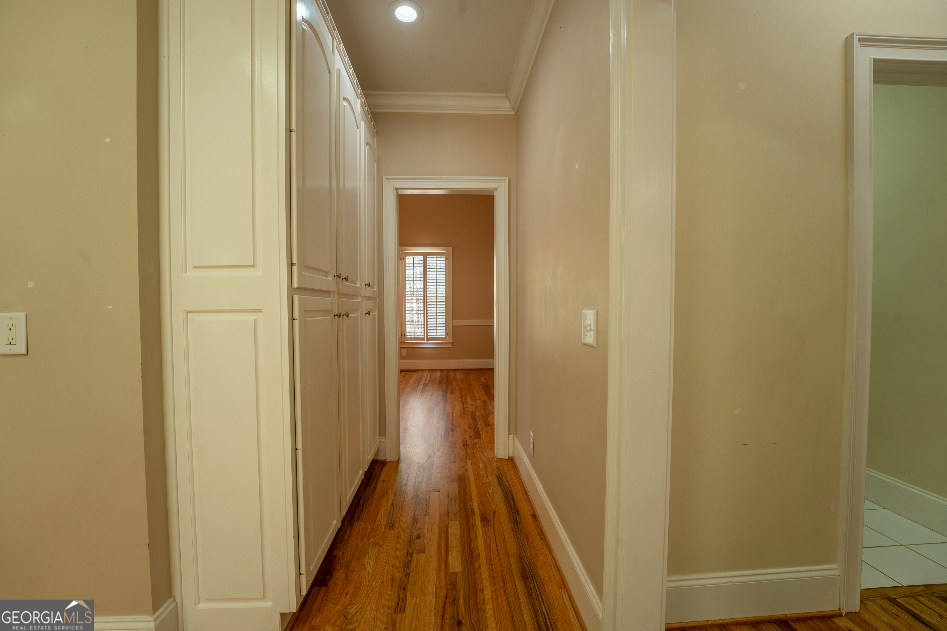 Clarkesville, Georgia 30523, United States, 5 Bedrooms Bedrooms, ,5 BathroomsBathrooms,Residential,Active,109158