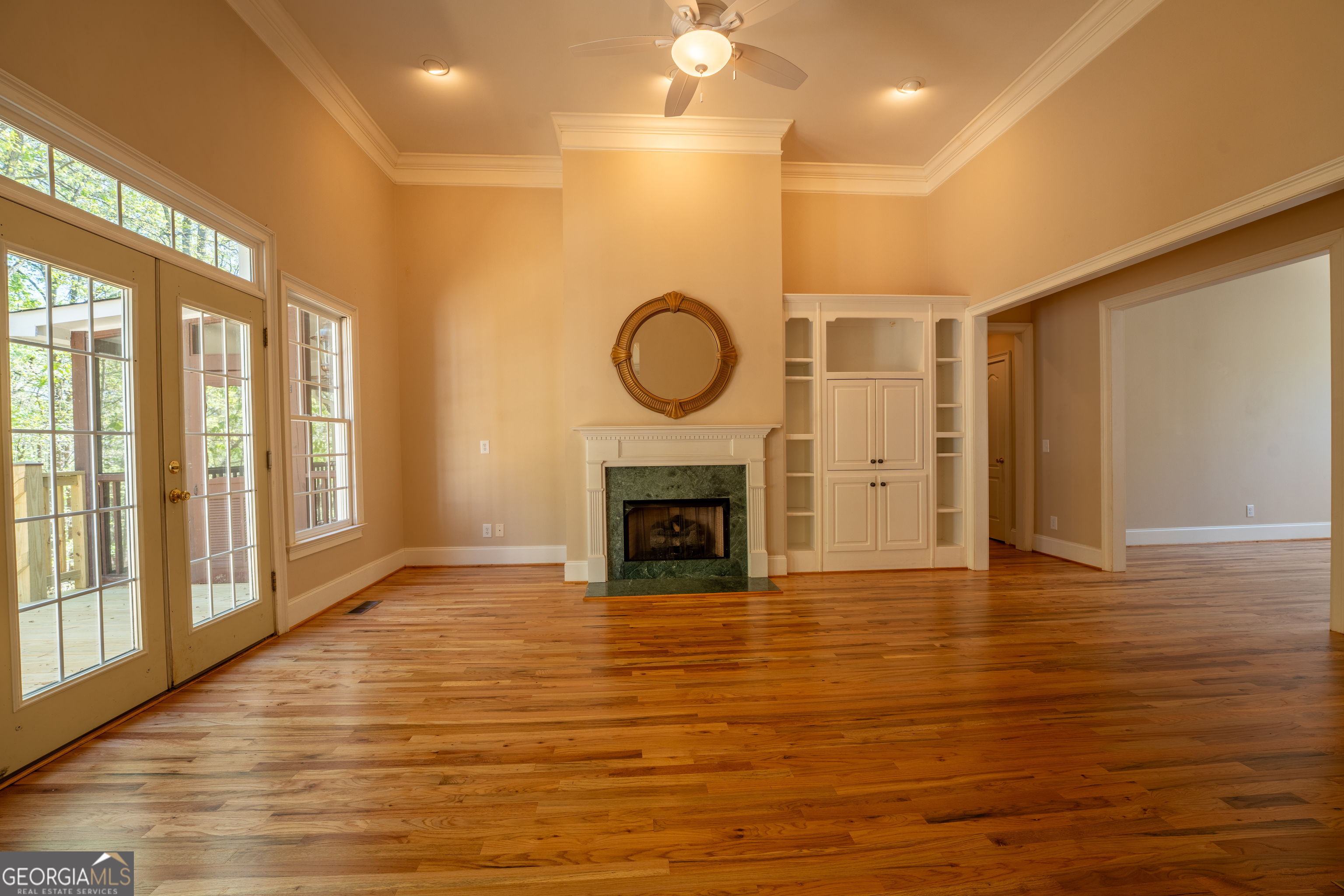 Clarkesville, Georgia 30523, United States, 5 Bedrooms Bedrooms, ,5 BathroomsBathrooms,Residential,Active,109158