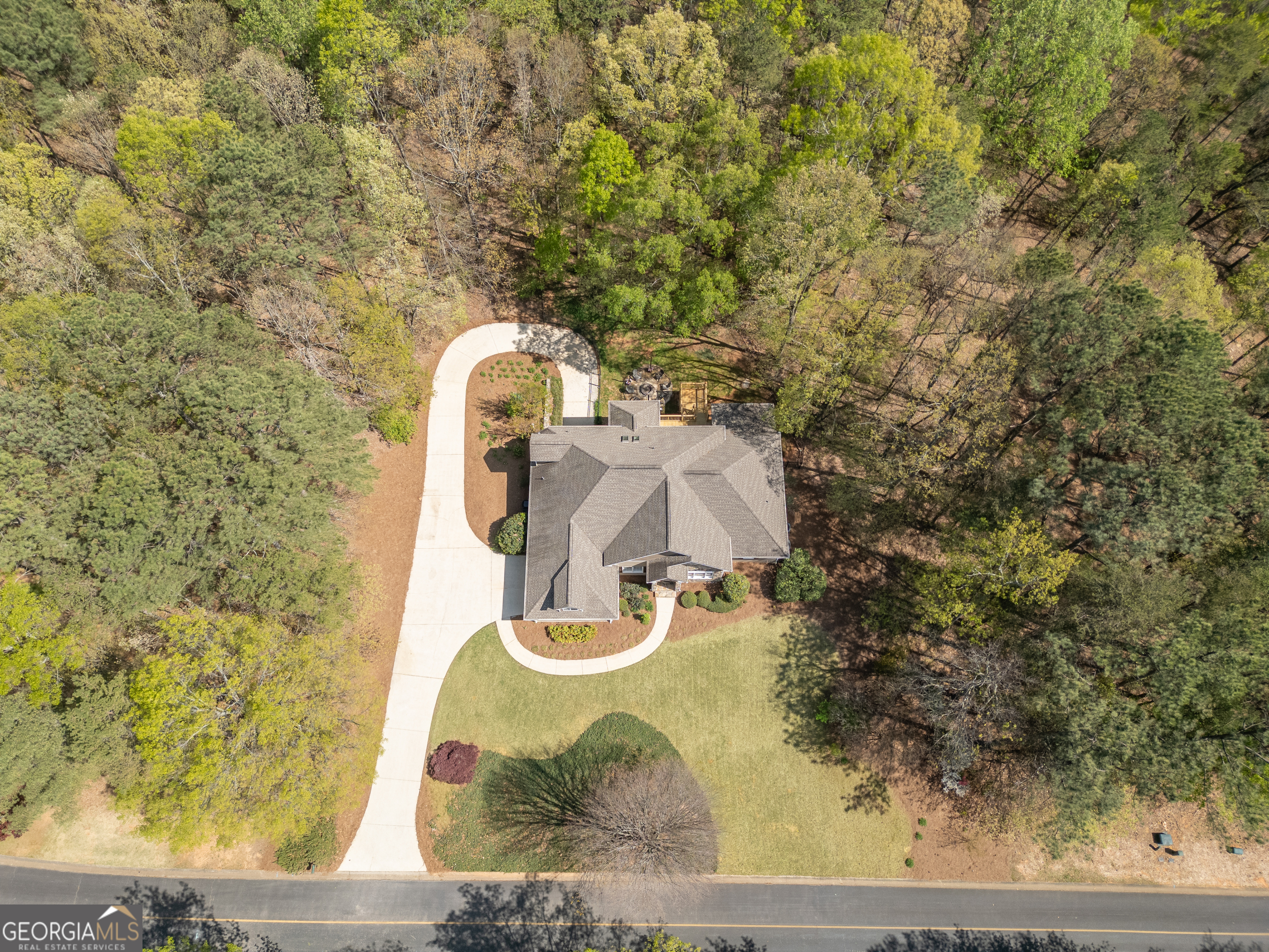 Clarkesville, Georgia 30523, United States, 5 Bedrooms Bedrooms, ,5 BathroomsBathrooms,Residential,Active,109158