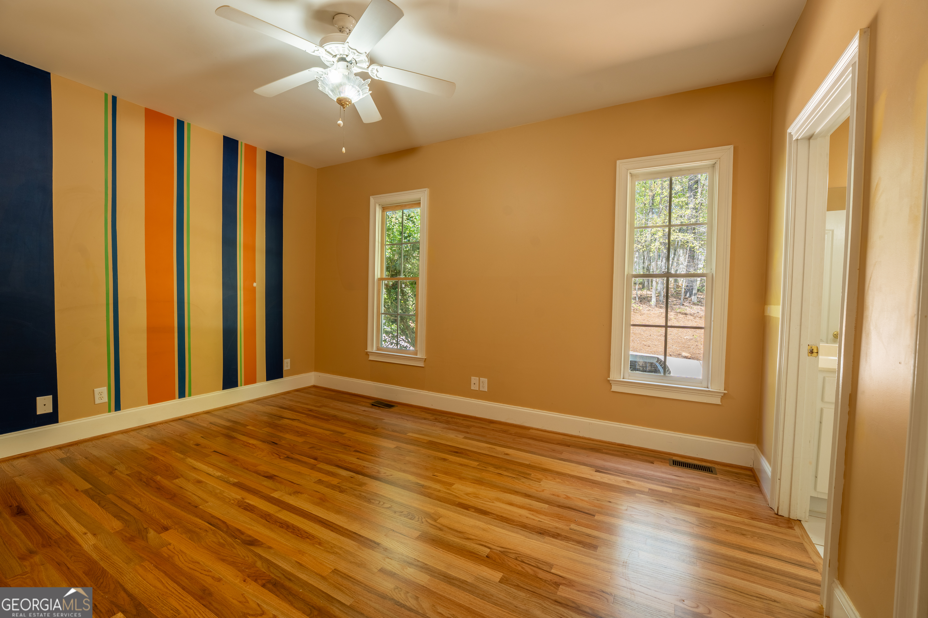 Clarkesville, Georgia 30523, United States, 5 Bedrooms Bedrooms, ,5 BathroomsBathrooms,Residential,Active,109158