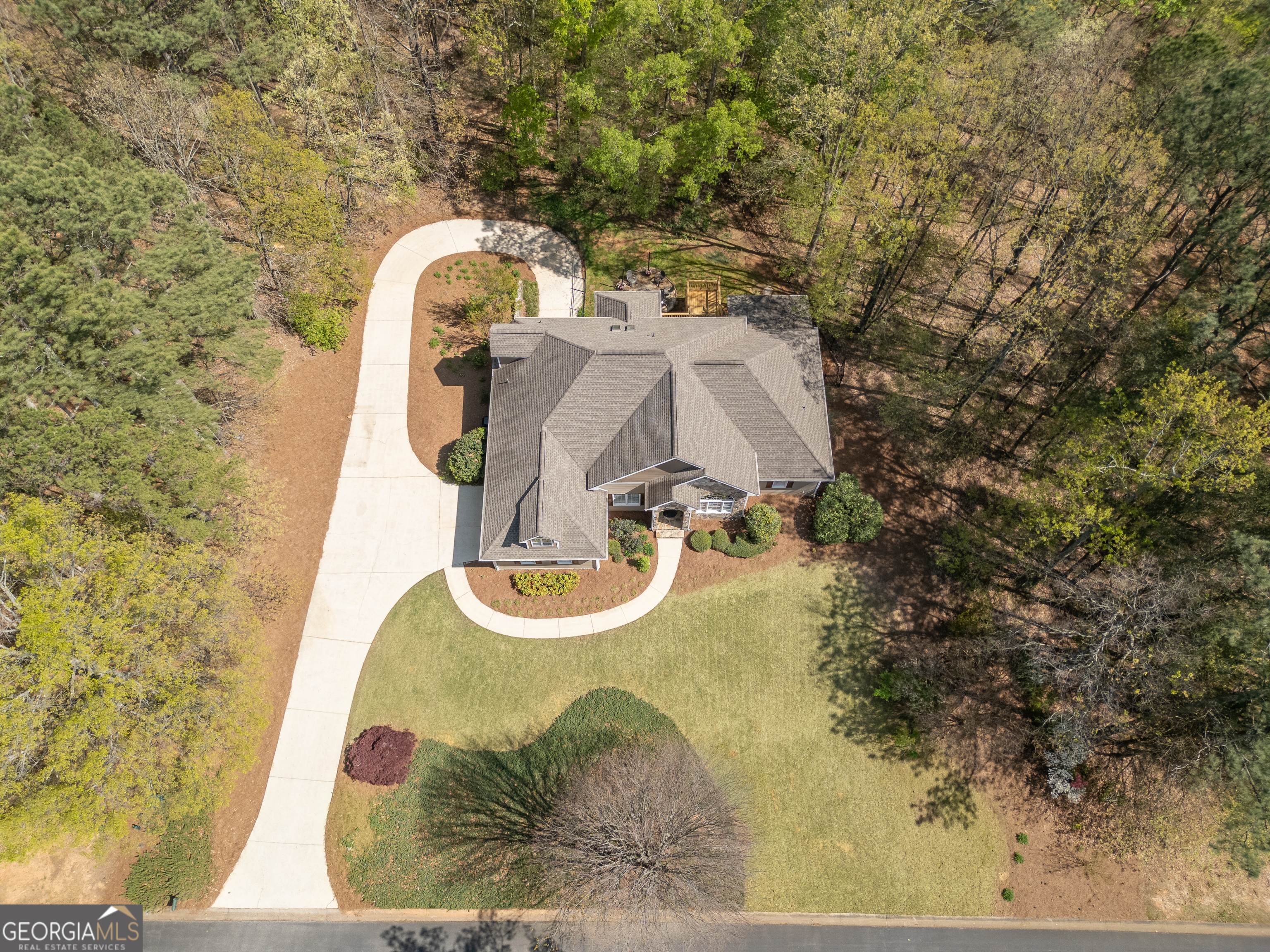 Clarkesville, Georgia 30523, United States, 5 Bedrooms Bedrooms, ,5 BathroomsBathrooms,Residential,Active,109158