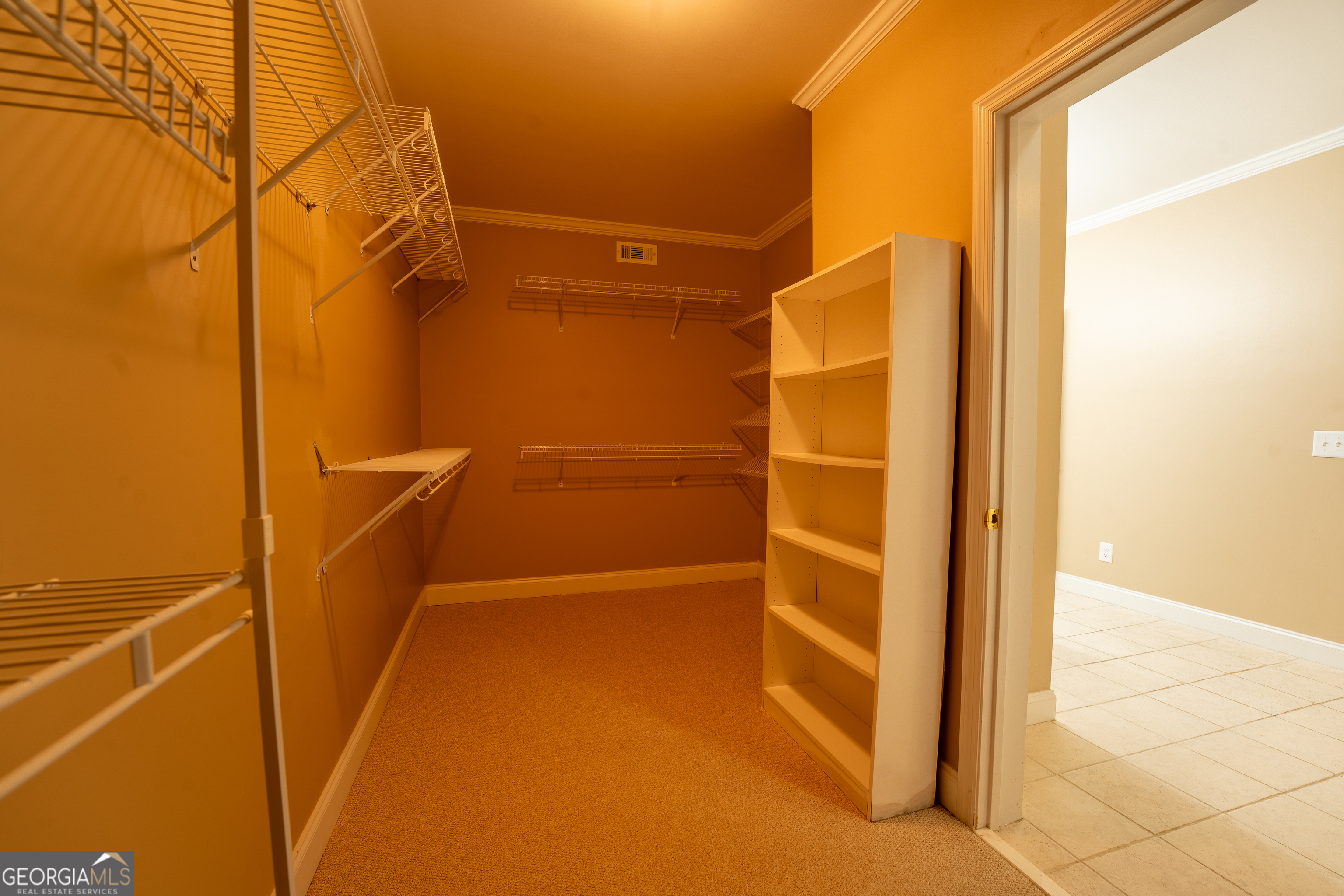 Clarkesville, Georgia 30523, United States, 5 Bedrooms Bedrooms, ,5 BathroomsBathrooms,Residential,Active,109158