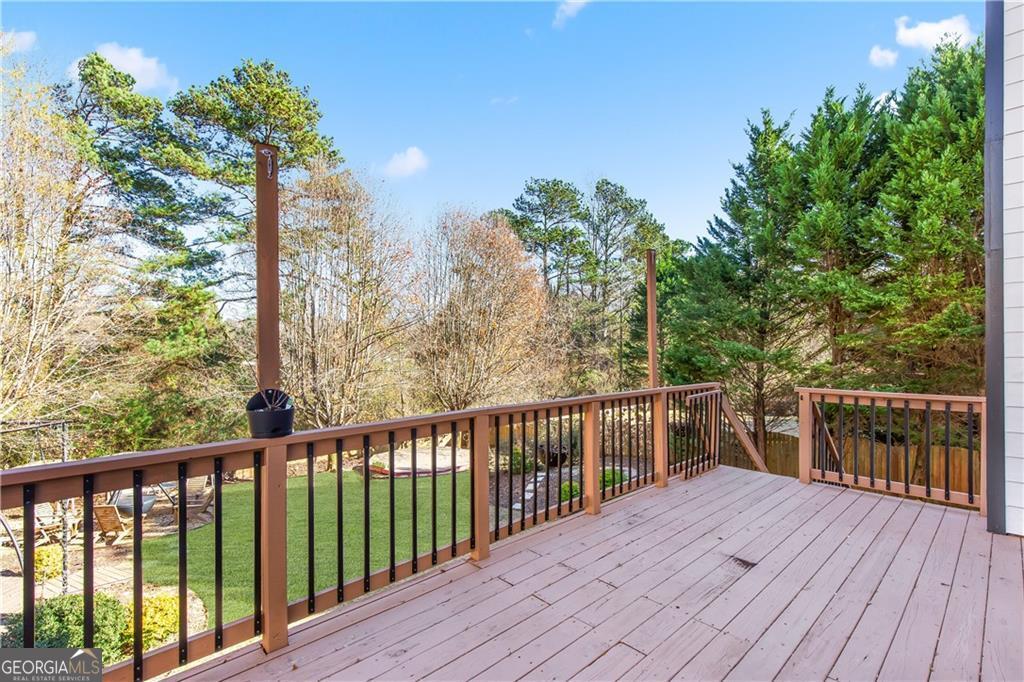 306 Ivy Manor NW