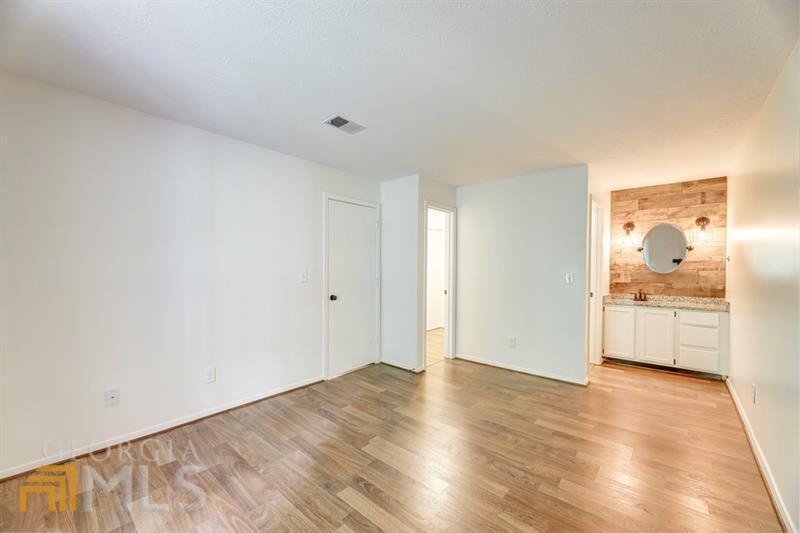 Roswell Springs - Residential Lease