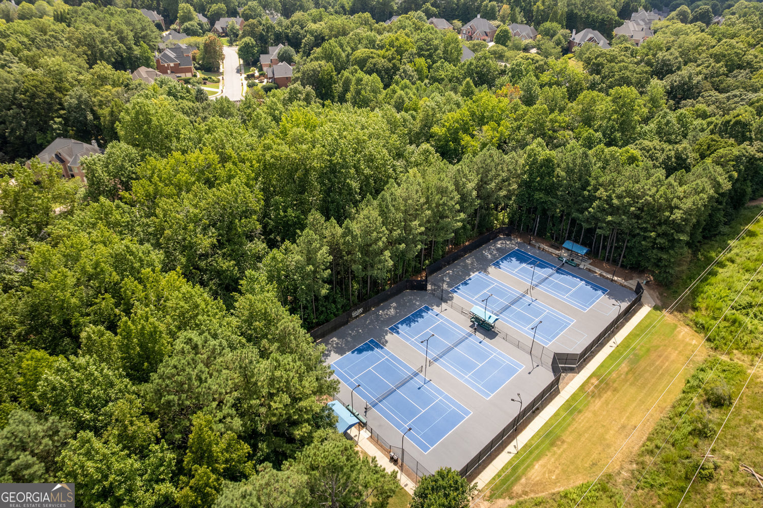 Alpharetta, Georgia 30022, United States, 5 Bedrooms Bedrooms, ,5 BathroomsBathrooms,Residential,Pending,182551