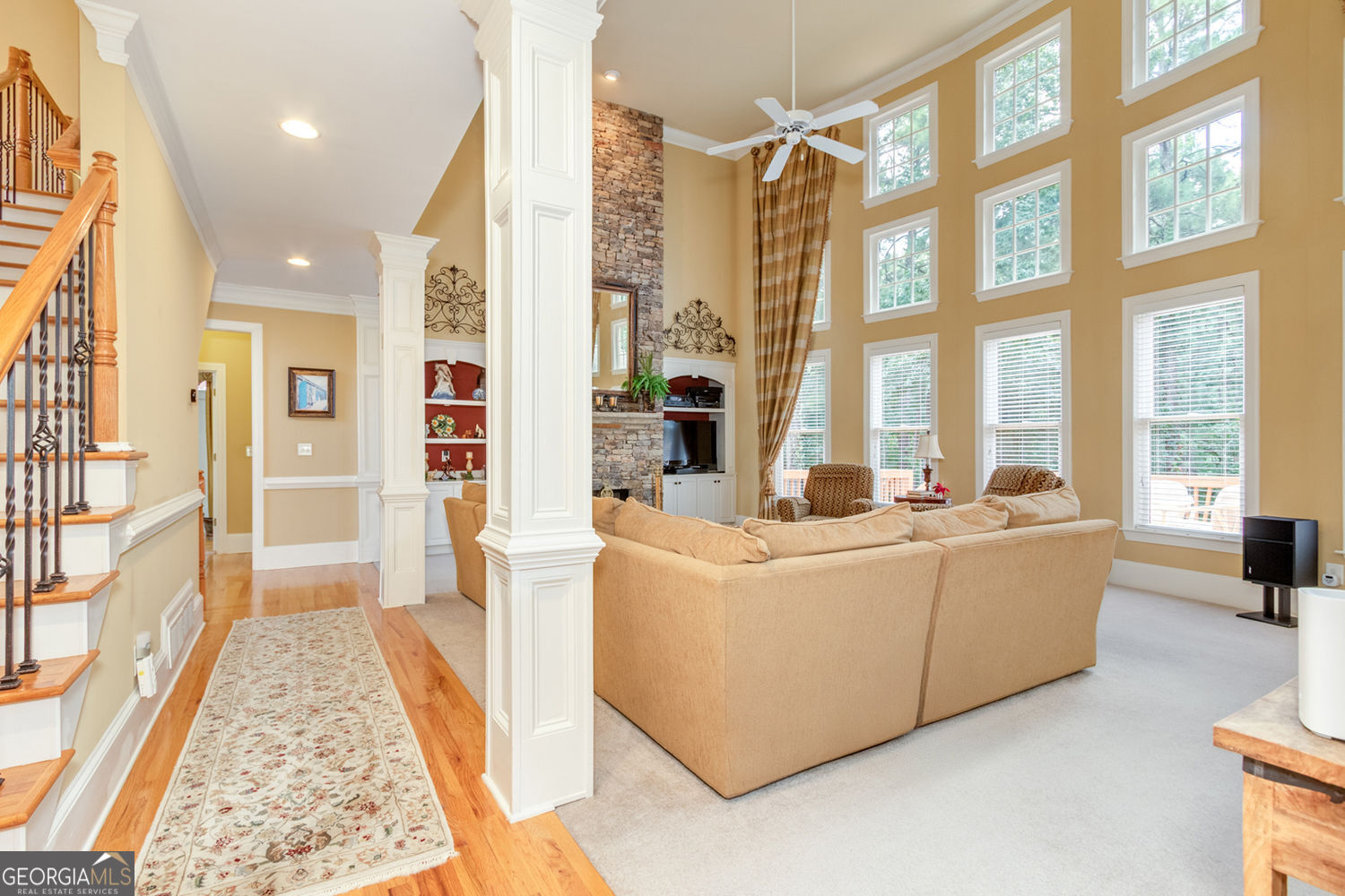 Alpharetta, Georgia 30022, United States, 5 Bedrooms Bedrooms, ,5 BathroomsBathrooms,Residential,Pending,182551