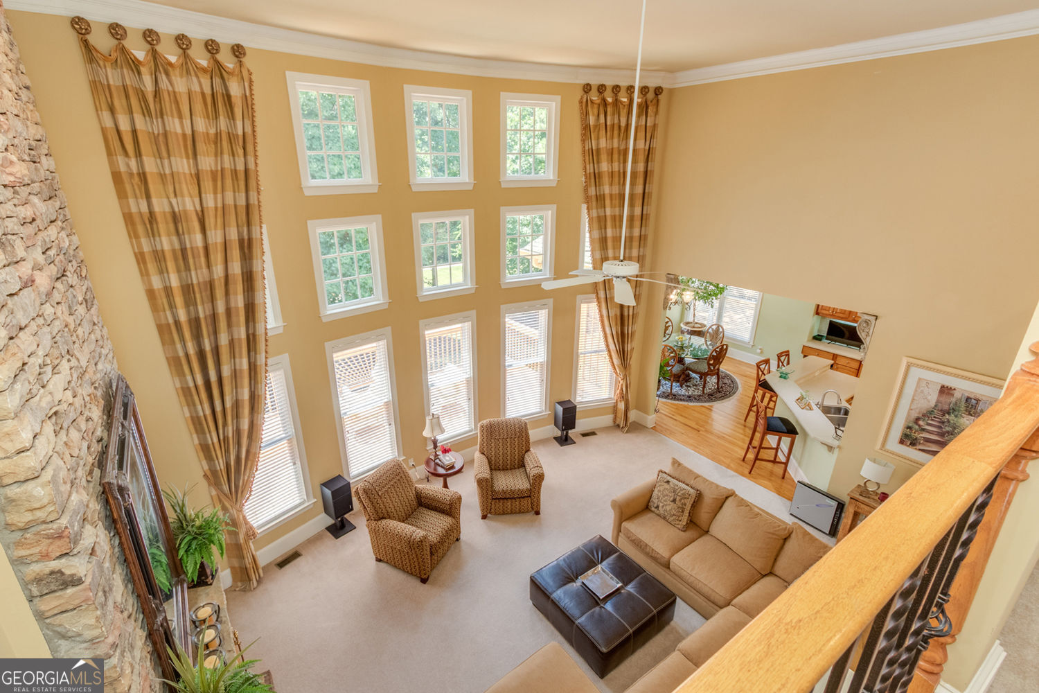 Alpharetta, Georgia 30022, United States, 5 Bedrooms Bedrooms, ,5 BathroomsBathrooms,Residential,Pending,182551