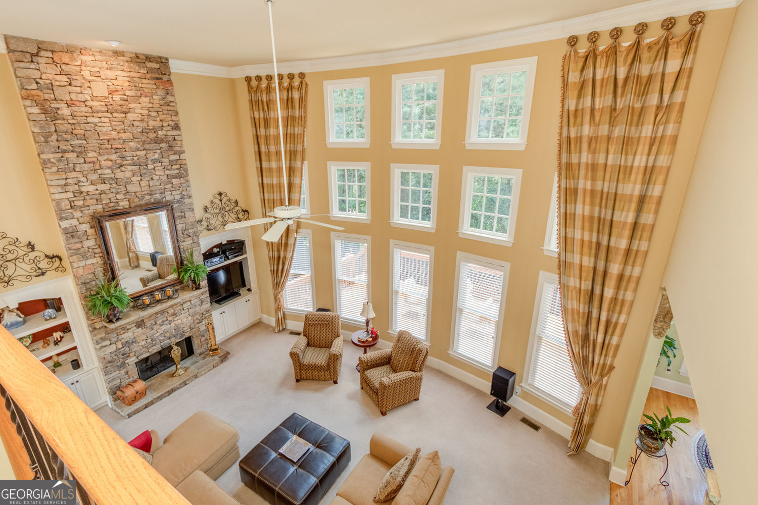 Alpharetta, Georgia 30022, United States, 5 Bedrooms Bedrooms, ,5 BathroomsBathrooms,Residential,Pending,182551