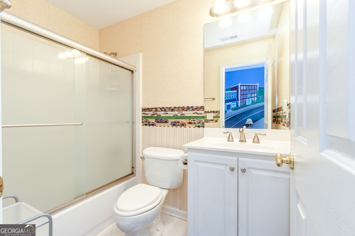 Alpharetta, Georgia 30022, United States, 5 Bedrooms Bedrooms, ,5 BathroomsBathrooms,Residential,Pending,182551