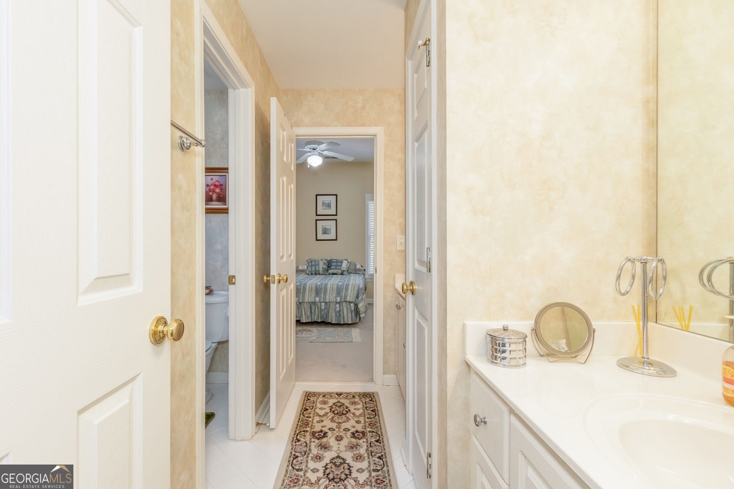 Alpharetta, Georgia 30022, United States, 5 Bedrooms Bedrooms, ,5 BathroomsBathrooms,Residential,Pending,182551