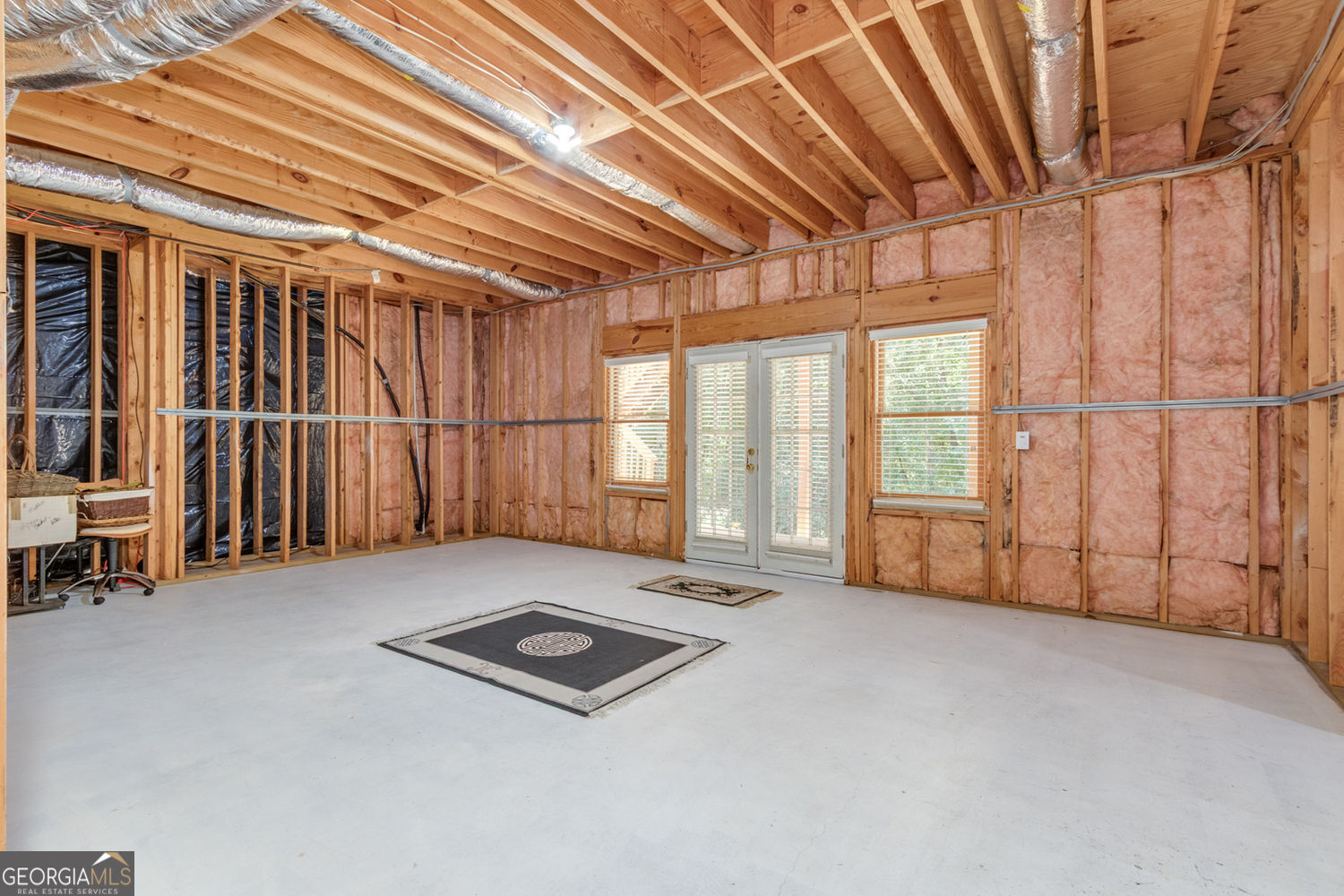 Alpharetta, Georgia 30022, United States, 5 Bedrooms Bedrooms, ,5 BathroomsBathrooms,Residential,Pending,182551