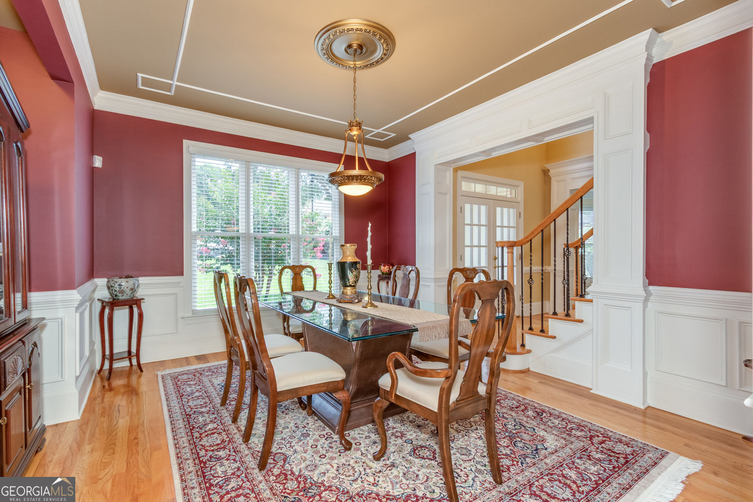 Alpharetta, Georgia 30022, United States, 5 Bedrooms Bedrooms, ,5 BathroomsBathrooms,Residential,Pending,182551