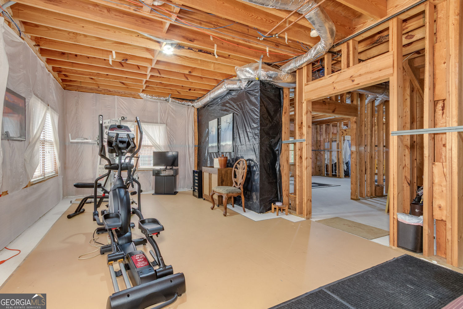 Alpharetta, Georgia 30022, United States, 5 Bedrooms Bedrooms, ,5 BathroomsBathrooms,Residential,Pending,182551