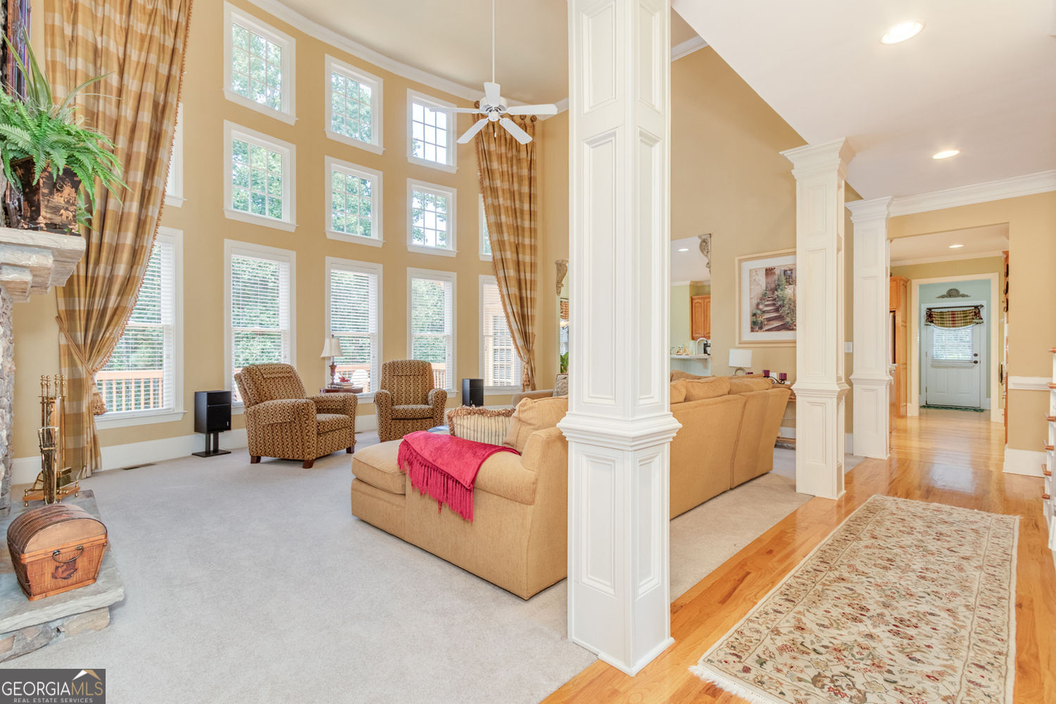 Alpharetta, Georgia 30022, United States, 5 Bedrooms Bedrooms, ,5 BathroomsBathrooms,Residential,Pending,182551