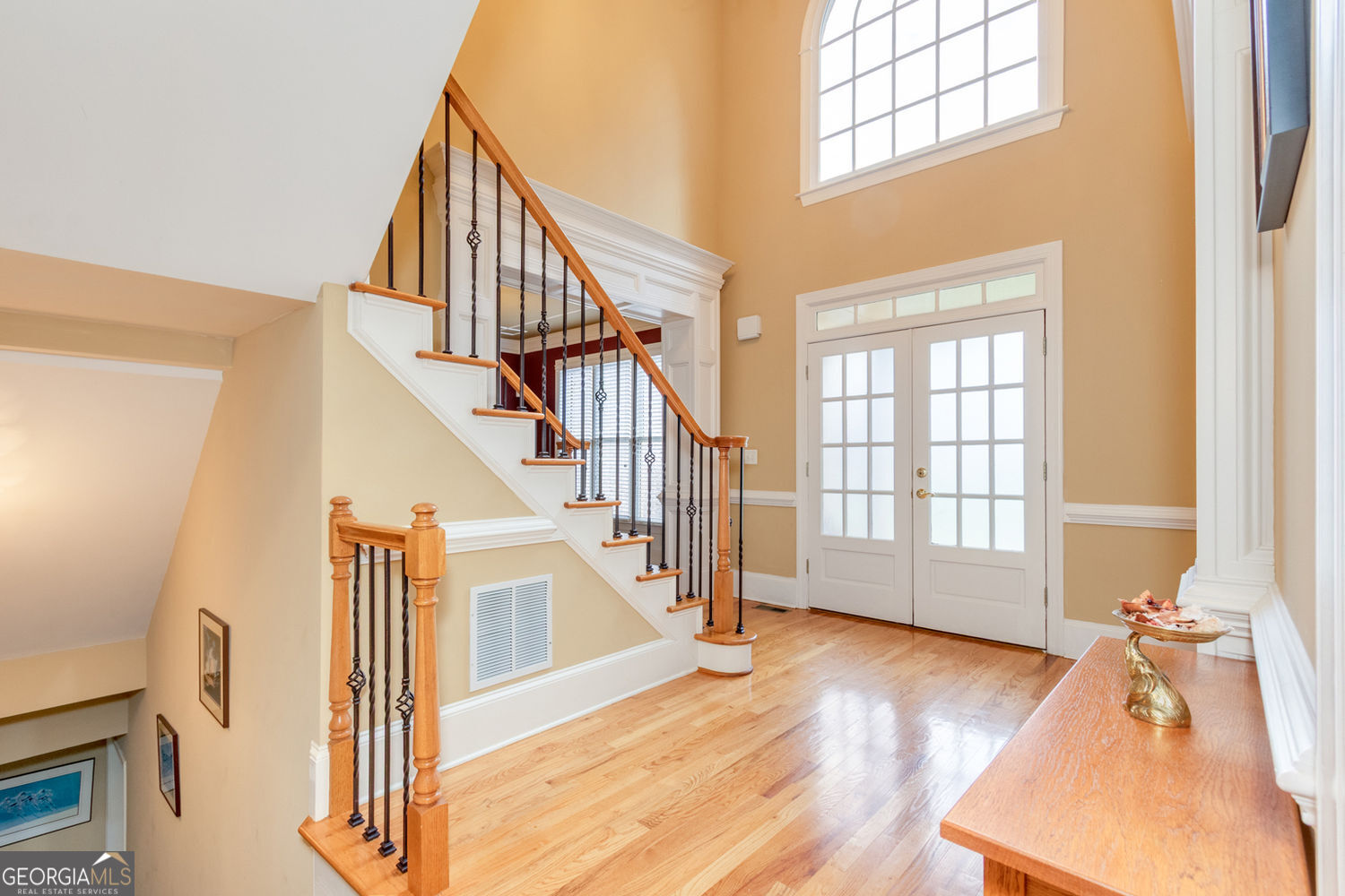 Alpharetta, Georgia 30022, United States, 5 Bedrooms Bedrooms, ,5 BathroomsBathrooms,Residential,Pending,182551