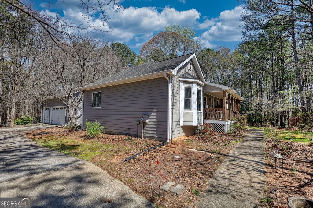 Photo of 2740 Dennard Rd NE, Conyers, GA 30013 (MLS # 10716859)
