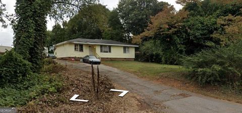 Single Family Residence in Marietta GA 160 Weaver Drive.jpg