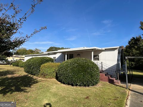 A home in Warner Robins