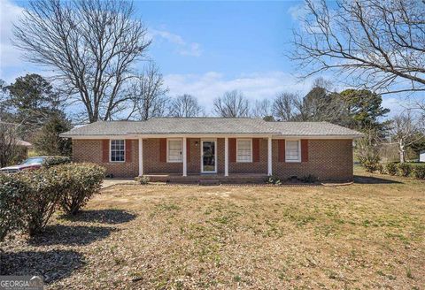 Photo of 413 North College Drive, Cedartown, GA 30125 (MLS # 10599612)