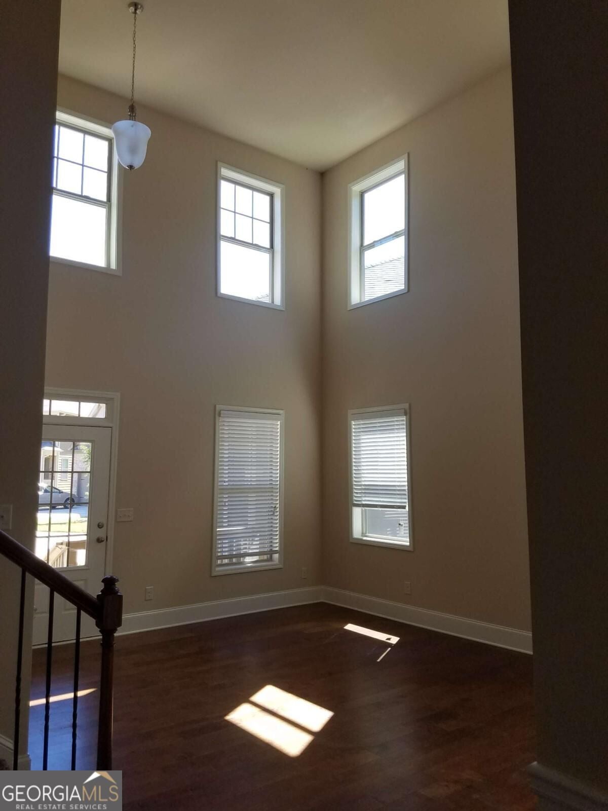 1200 Newbridge CIR