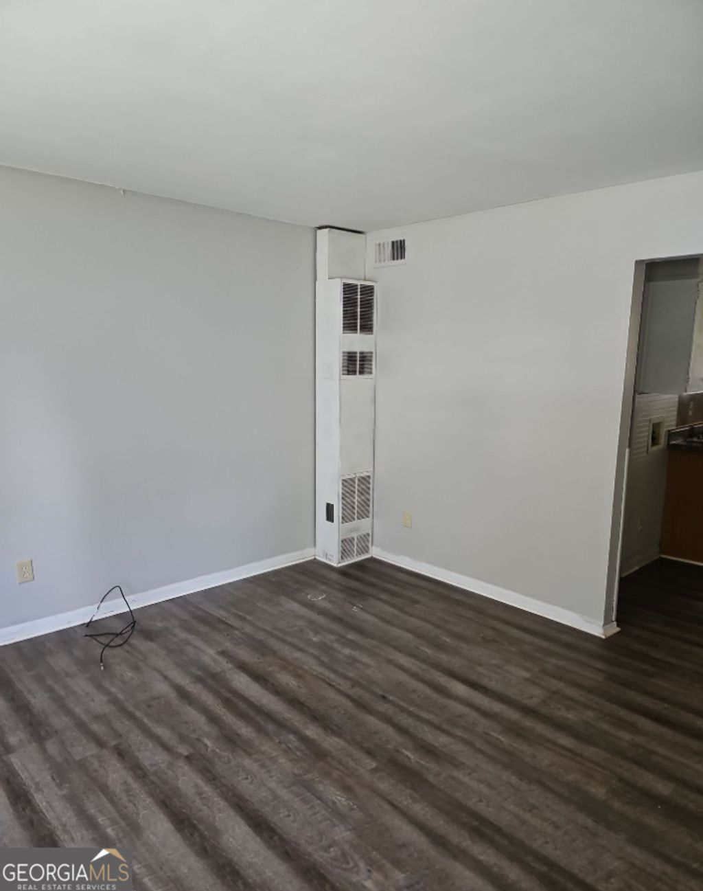 Photo of 6494 Lower Dixie Lake Road, Union City, GA 30291 (MLS # 10730770)