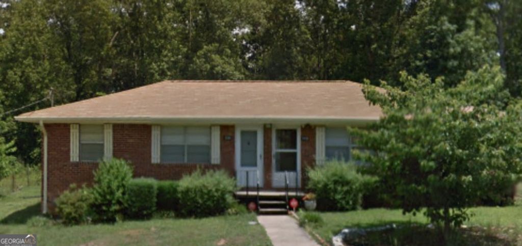 Photo of 6494 Lower Dixie Lake Road, Union City, GA 30291 (MLS # 10730770)