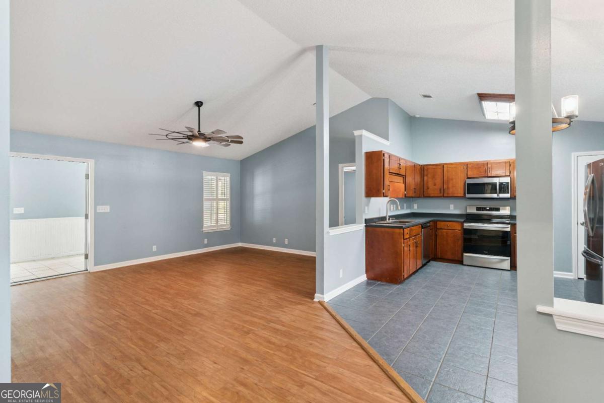 314 Lake Forest DR