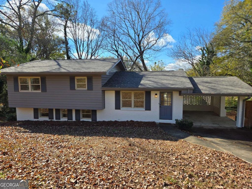 Photo of 2730 Wayman Drive, Gainesville, GA 30506 (MLS # 10650246)