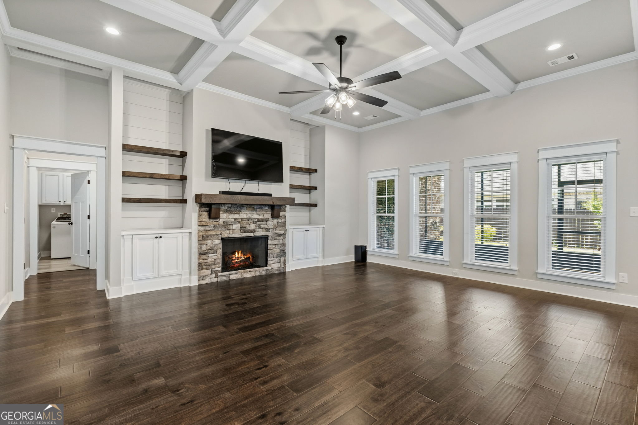 228 Perth CT