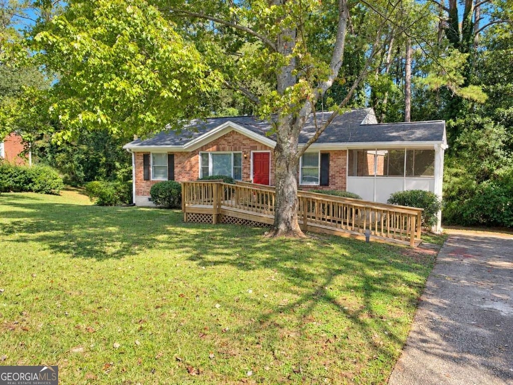 Photo of 1438 Midlawn Drive, Decatur, GA 30032 (MLS # 10874371)