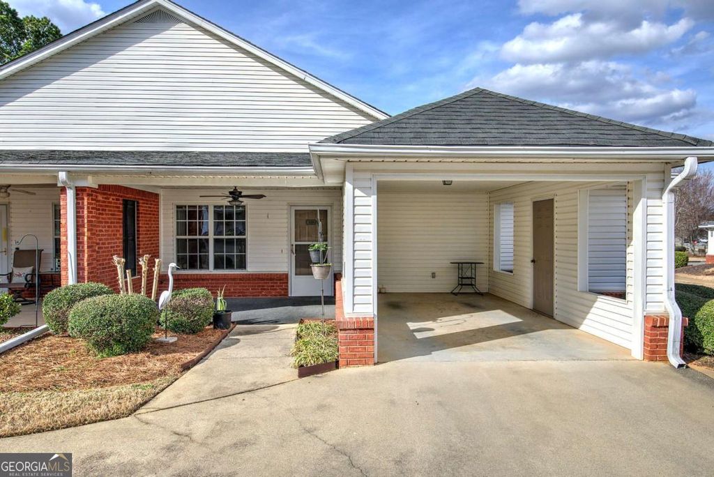 Photo of 150 Old Mill Road #123, Cartersville, GA 30120 (MLS # 10720264)