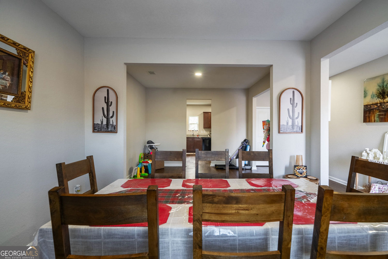 735 Walnut Creek CIR