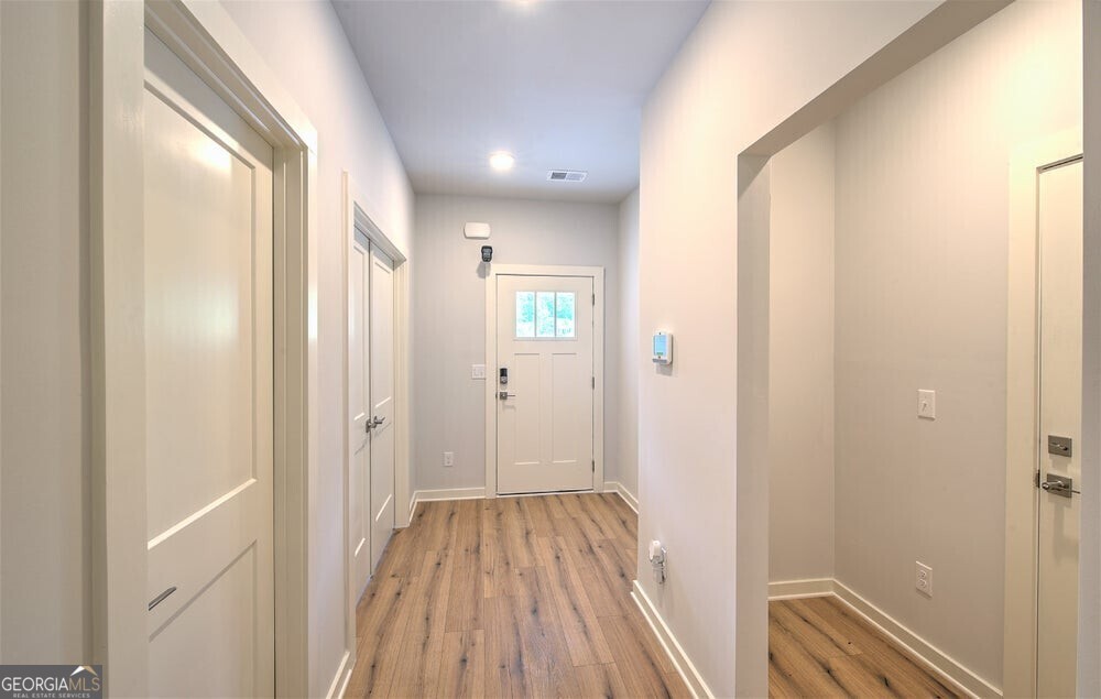 135 Post Oak DR 207