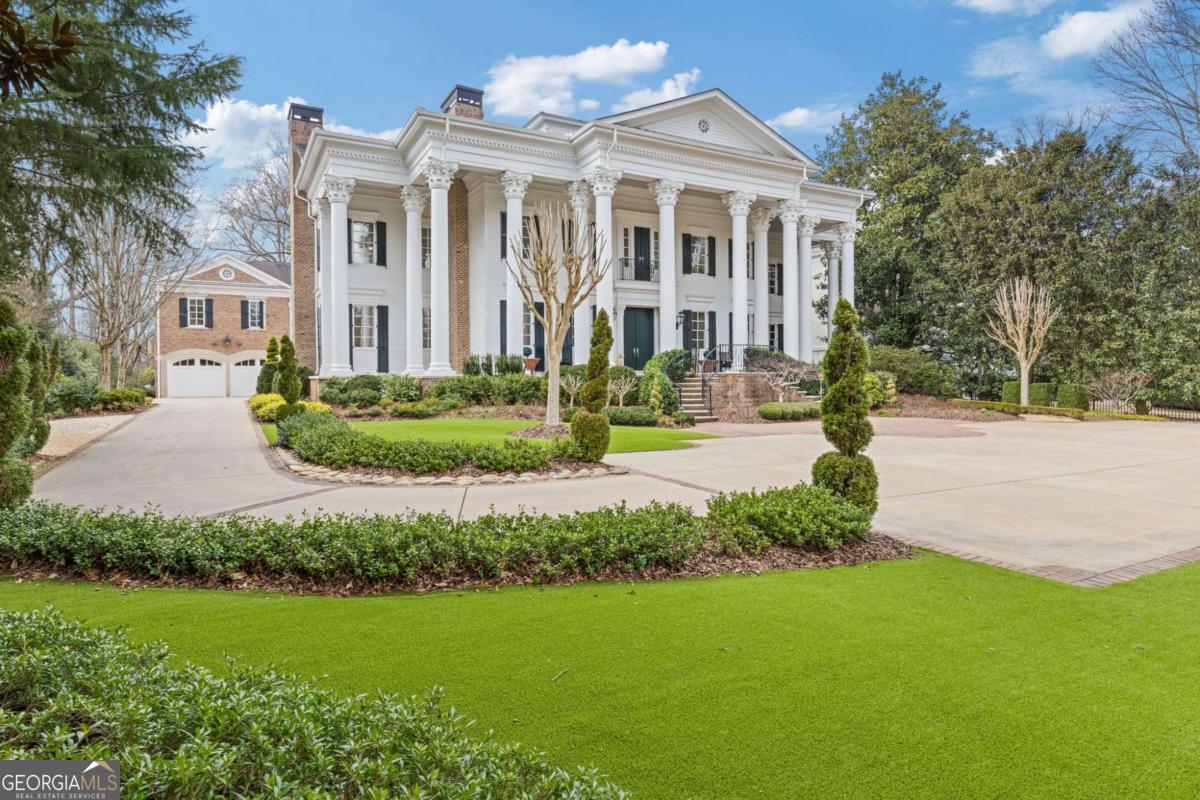 3977 Sweet Bottom DR