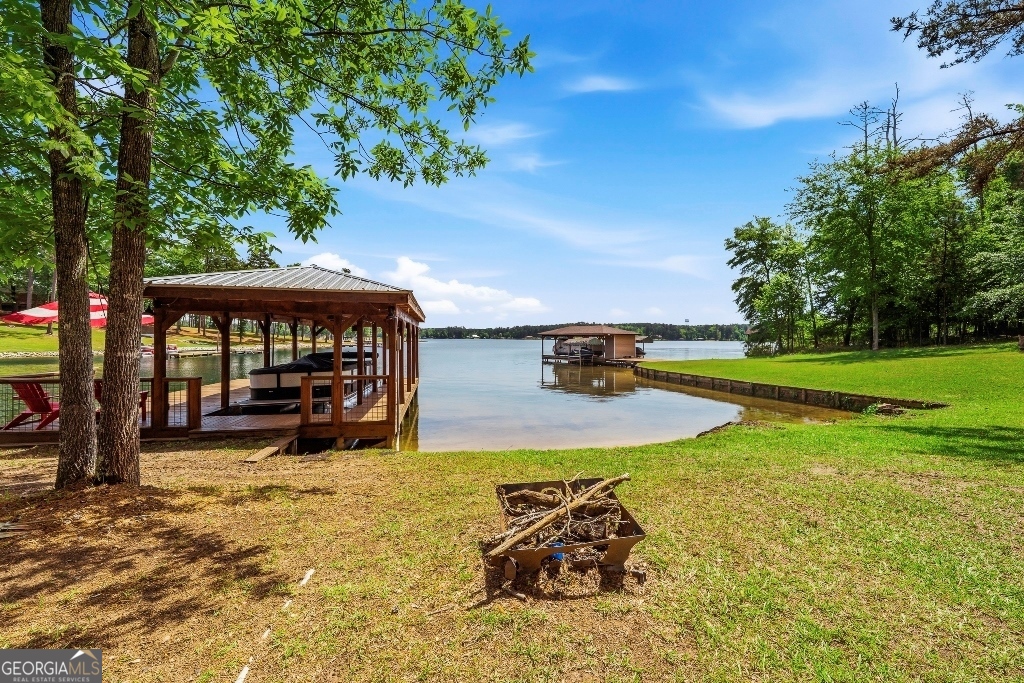 122 Island Creek DR NE