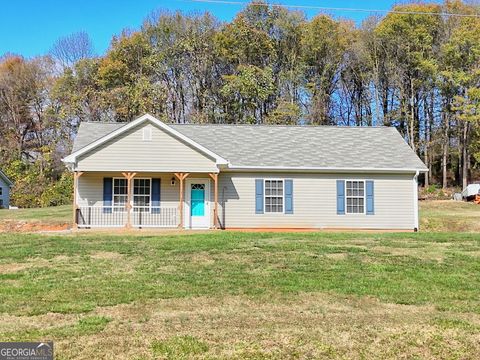 A home in Demorest