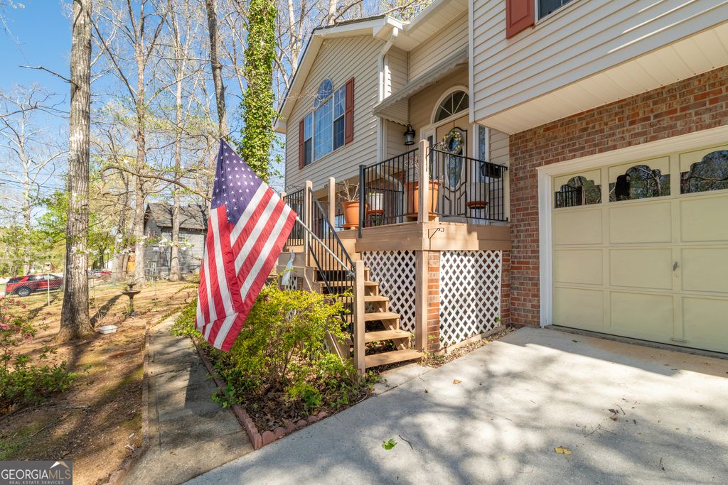 Photo of 100 Azalea Dr, Villa Rica, GA 30180 (MLS # 10720542)