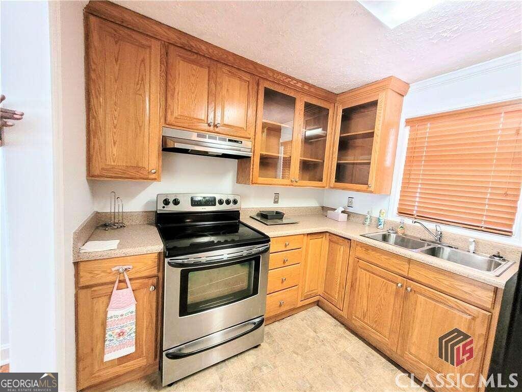 Picture for the property 10277186, 3 beds, 2 baths